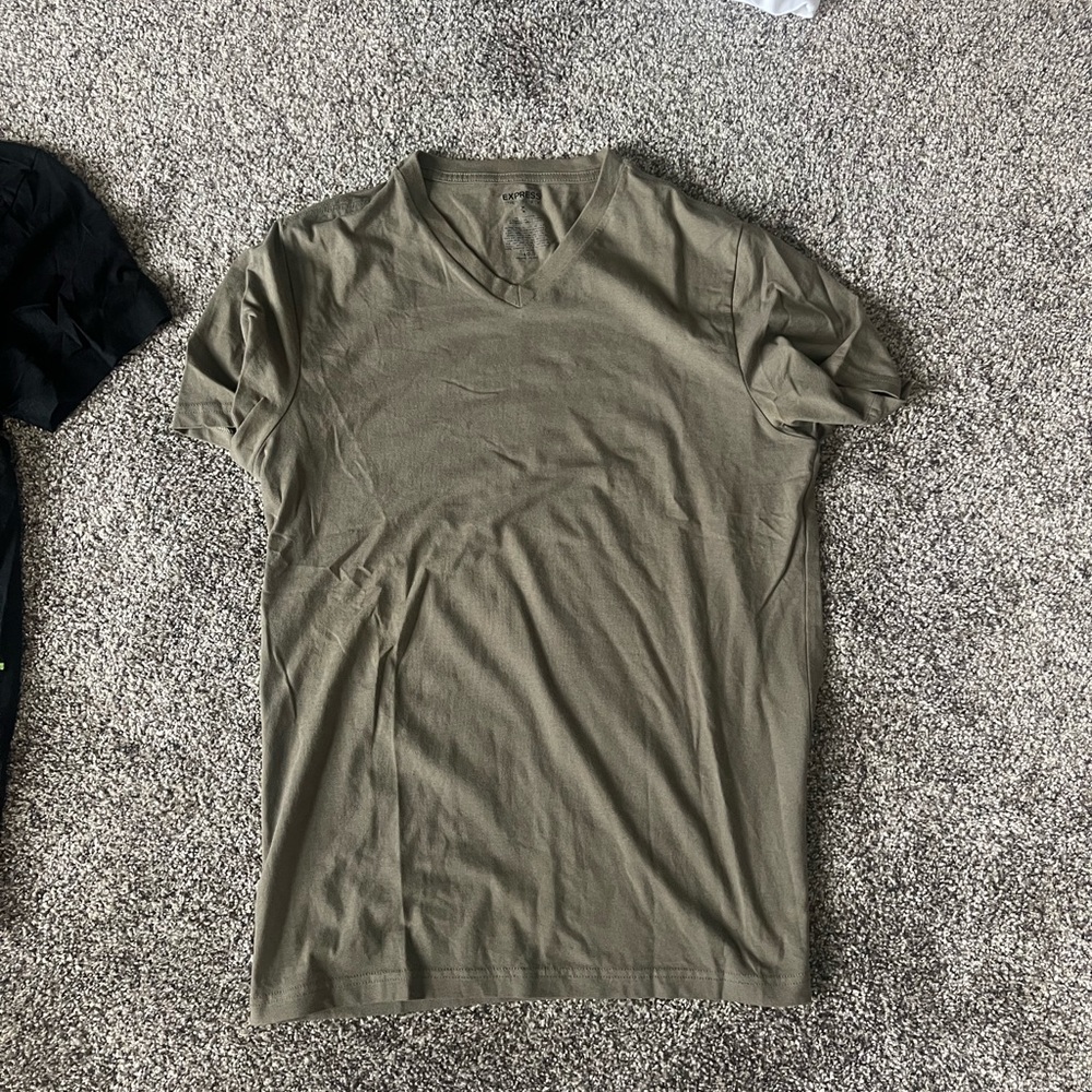 Men’s Express V neck shirt